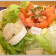 Ce midi, pas particulièrement envie de cuisiner, j’ai donc décidé de me faire ma salade préférée, pour la réaliser voici ce qu’il vous faut: Ingrédients: - Quelques feuilles de scarole - 3 ou 4 bâtonnets de coeur de palmier, de...