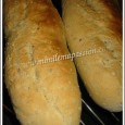 Mon mari me parlait souvent du pain aux céréales qu'un collègue avait ramené au boulot! Il l'avait trouvé tellement bon, qu'il m'avait ramené l'étiquette avec tous les ingrédients écrits dessus! C'était en fait un pain de chez Cora.