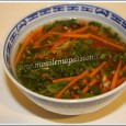Sauce aigre-doux pour nems La petite sauce incontournable pour nems, on utilise pas de nuoc mâm pour les manger, je vous donne la recette de mon papa.