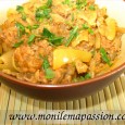 Rougail thon Petit rougail qu'on peut réaliser sans tomates et curcuma, comme moi, ou avec. On le consomme avec du riz, dans du pain, avec des pâtes sur des petits toasts à l'apéro, comme on veut en somme!