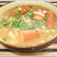 C'est un plat tout simple à faire, que l'on accompagne de riz par chez moi, comme toutes les légumineuses. Ma mère nous en préparait dans mon enfance...