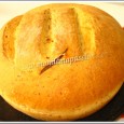 Miche oignons & fromage Je manque de motivation, en ce moment, j'ai du mal à me mettre à la cuisine, je pense que c'est la retombée des premiers mois. Je sais que ça va revenir, mais j'ai tellement de choses à faire ces derniers temps.